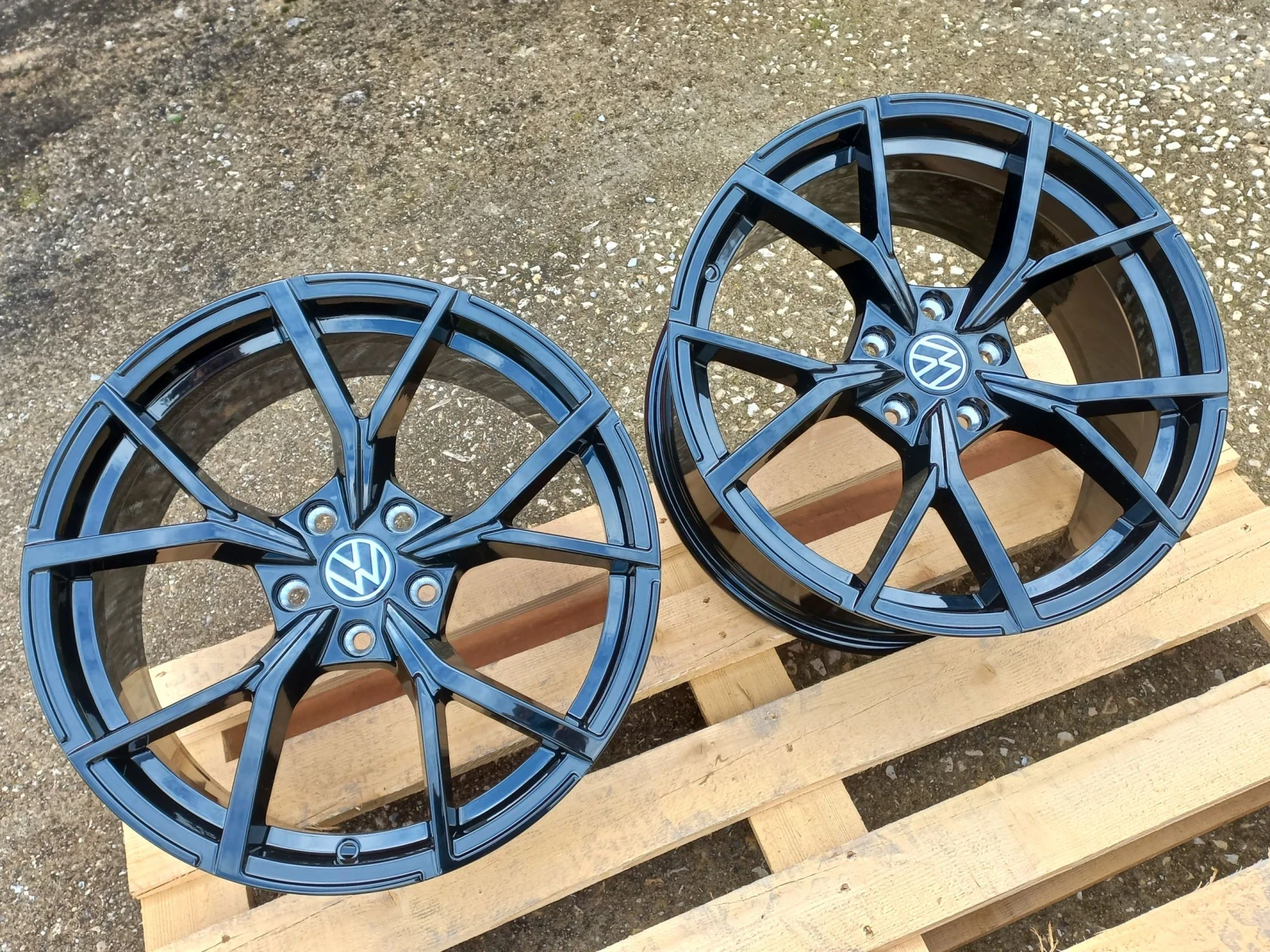 ������ �� VW | Mobile.bg � ����������� 2