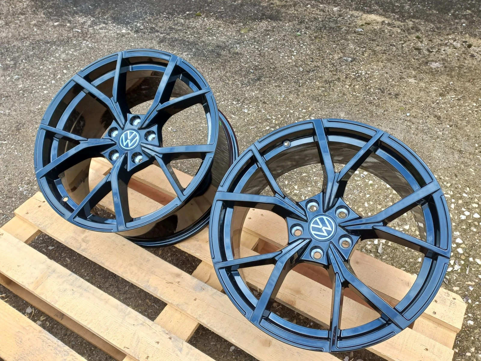 ������ �� VW | Mobile.bg � ����������� 3