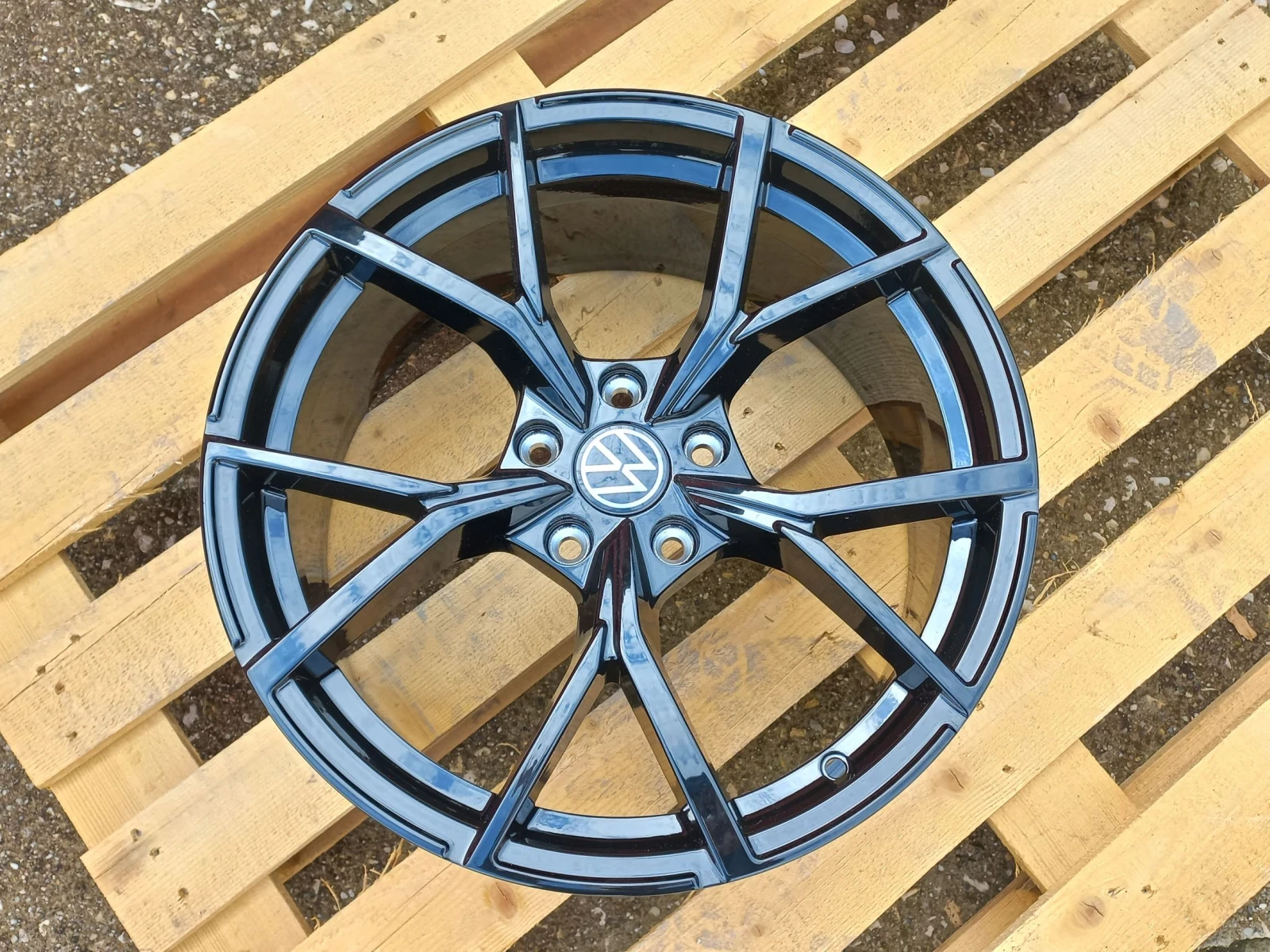 ������ �� VW | Mobile.bg � ����������� 14