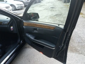 Mercedes-Benz E 200, снимка 13