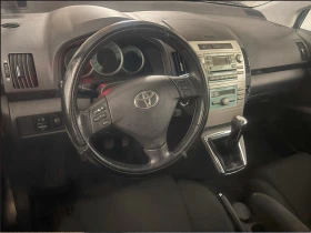 Toyota Corolla verso, снимка 3