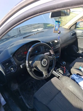 VW Golf - 1222 € / 2390.02 лв. - 26966472 4