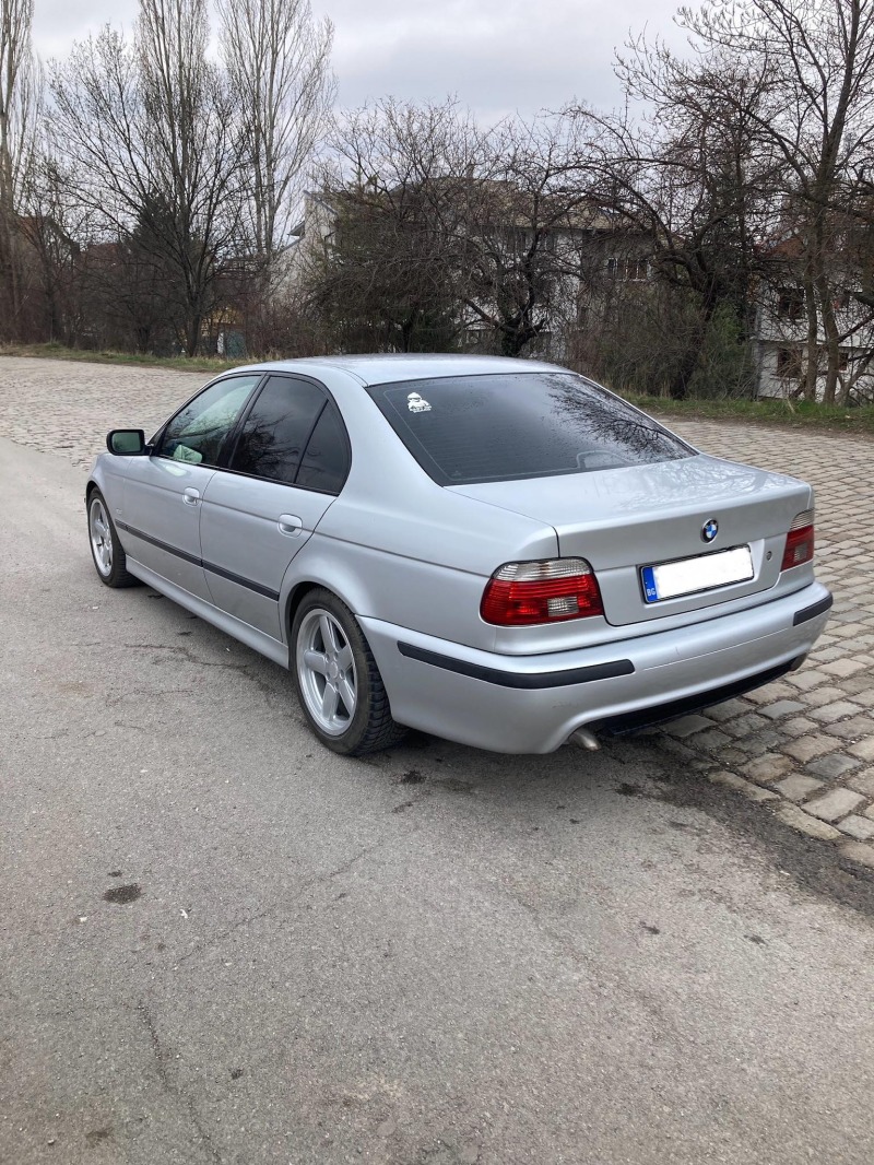 BMW 530, снимка 4 - Автомобили и джипове - 45264646