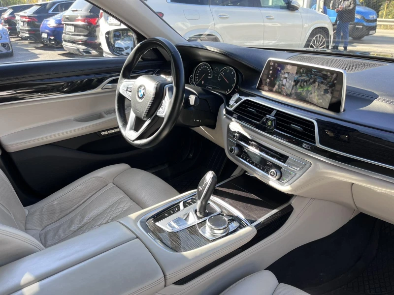 BMW 740 L D X Drive, снимка 13 - Автомобили и джипове - 47706439