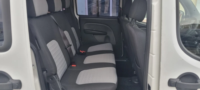 Fiat Doblo 1.9 JTD klima italy, снимка 11 - Автомобили и джипове - 47993225