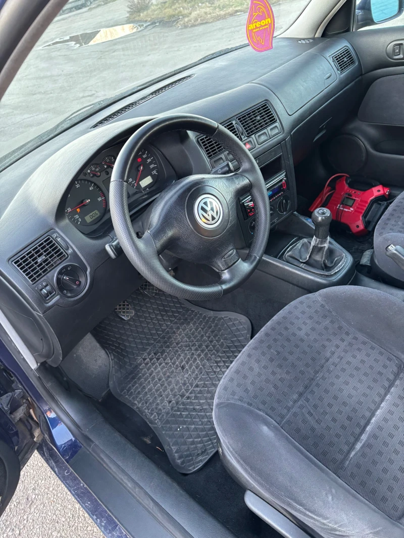 VW Golf 1.9 TDI 90, снимка 8 - Автомобили и джипове - 48310457