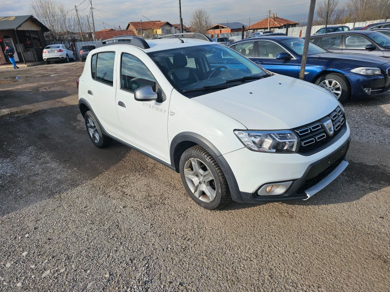 Dacia Sandero 1.5dci, снимка 2 - Автомобили и джипове - 48882264