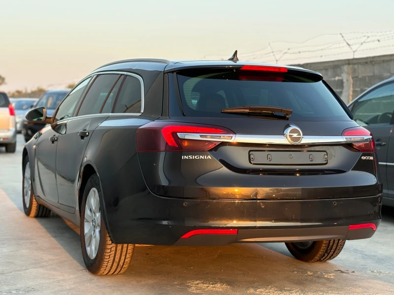 Opel Insignia 2.0 CDTi* Navi* LED* Xenon* Кожа* Дигитал* , снимка 6 - Автомобили и джипове - 51441663