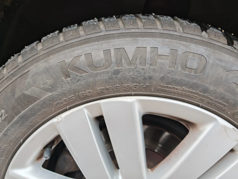 VW Passat, снимка 8 - Автомобили и джипове - 53593811