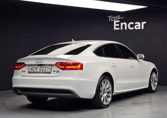 Audi A5 2.0 TDI Quattro - изображение 2