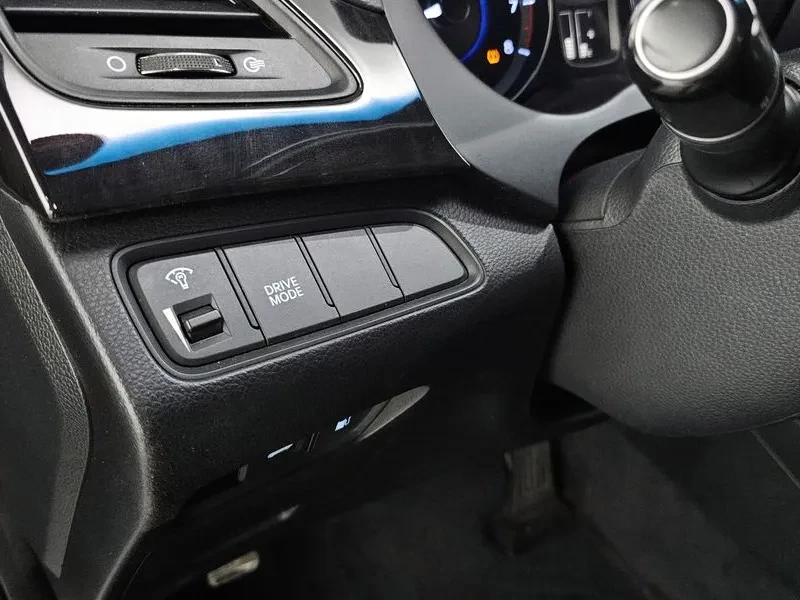 Hyundai Grandeur 2.4, снимка 16 - Автомобили и джипове - 54626099