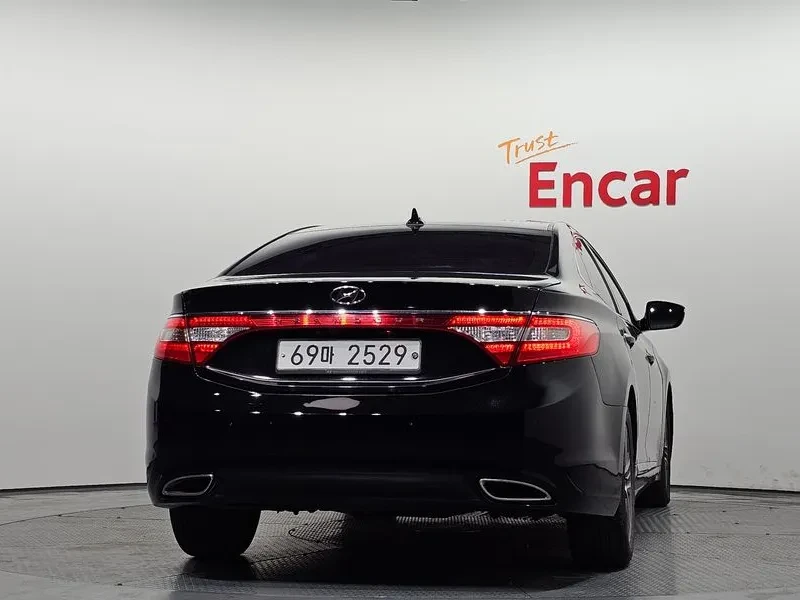 Hyundai Grandeur 2.4, снимка 4 - Автомобили и джипове - 54626099