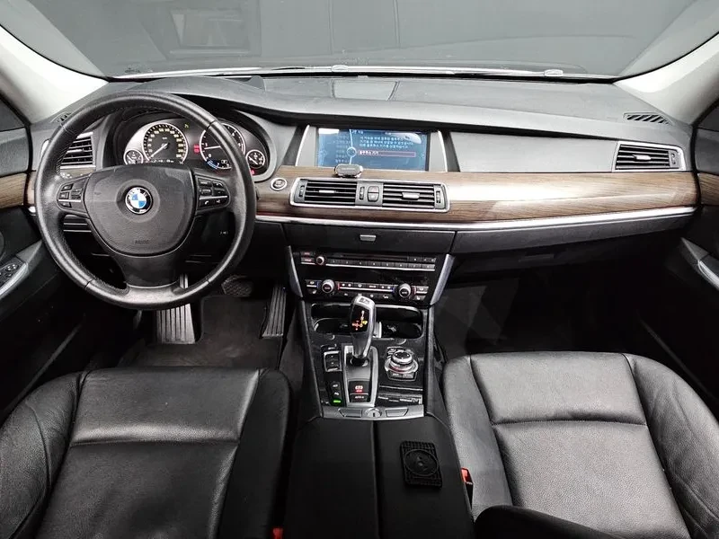 BMW 530 Gt (F07) 30D, снимка 7 - Автомобили и джипове - 55949847