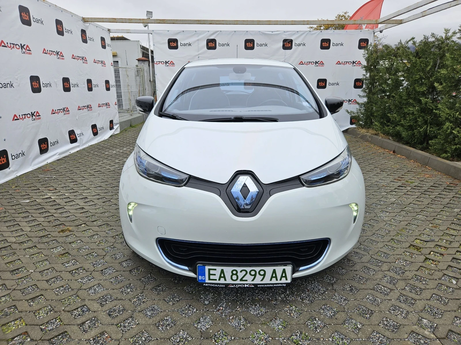 Renault Zoe 53.000km= НАВИГАЦИЯ= КАМЕРА= KEYLESS, снимка 1