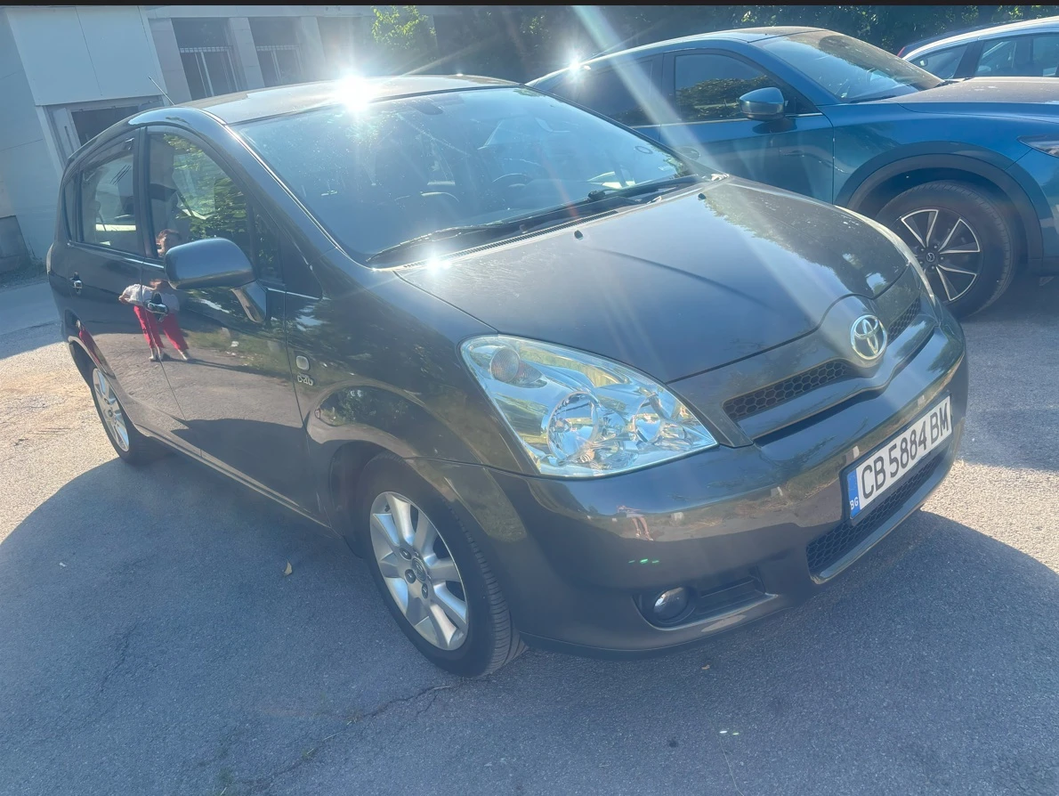 Toyota Corolla verso, снимка 1