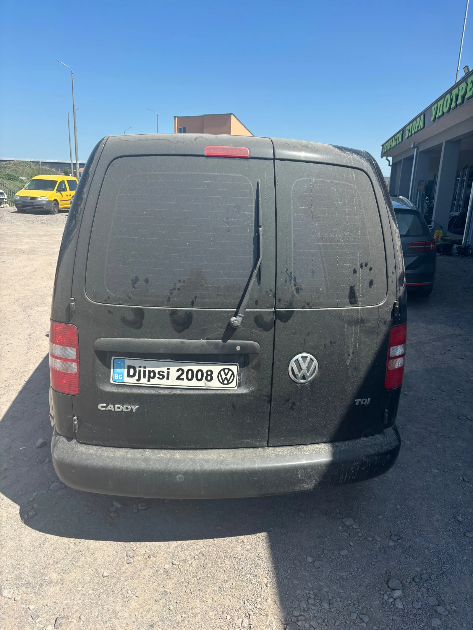 VW Caddy 1,6 тди на части - изображение 5