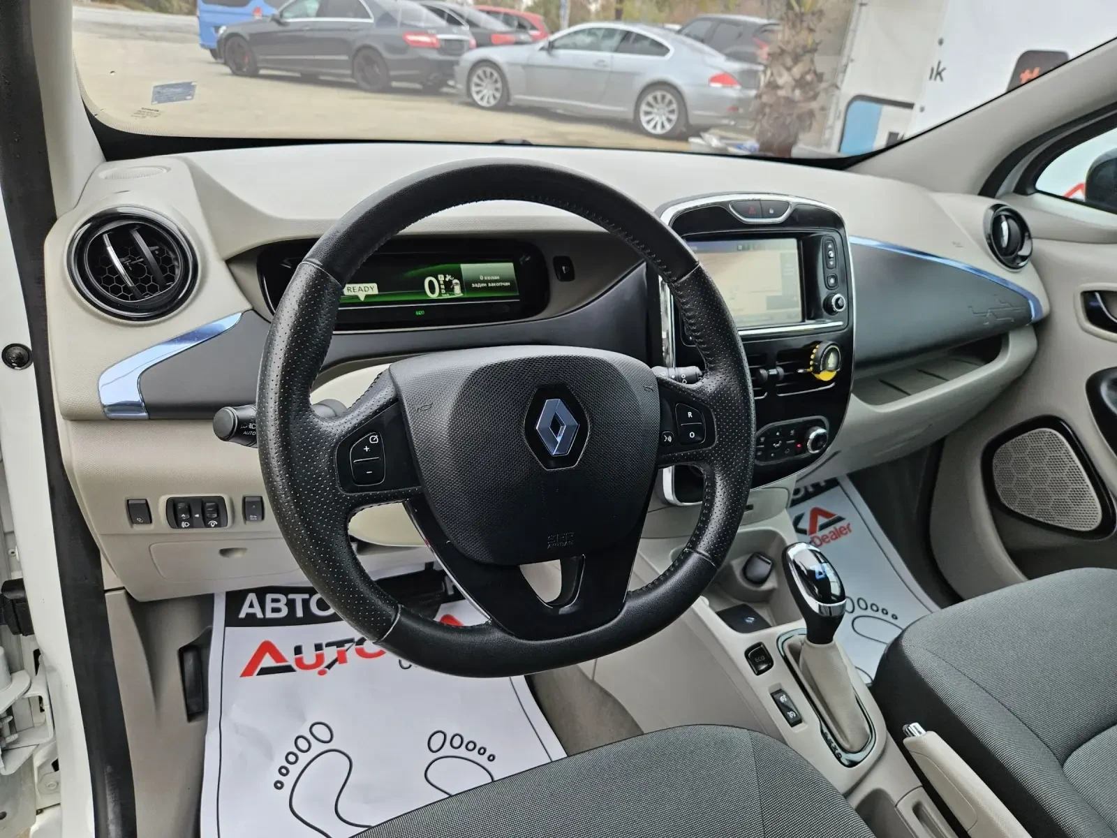 Renault Zoe 53.000km= НАВИГАЦИЯ= КАМЕРА= KEYLESS - изображение 8