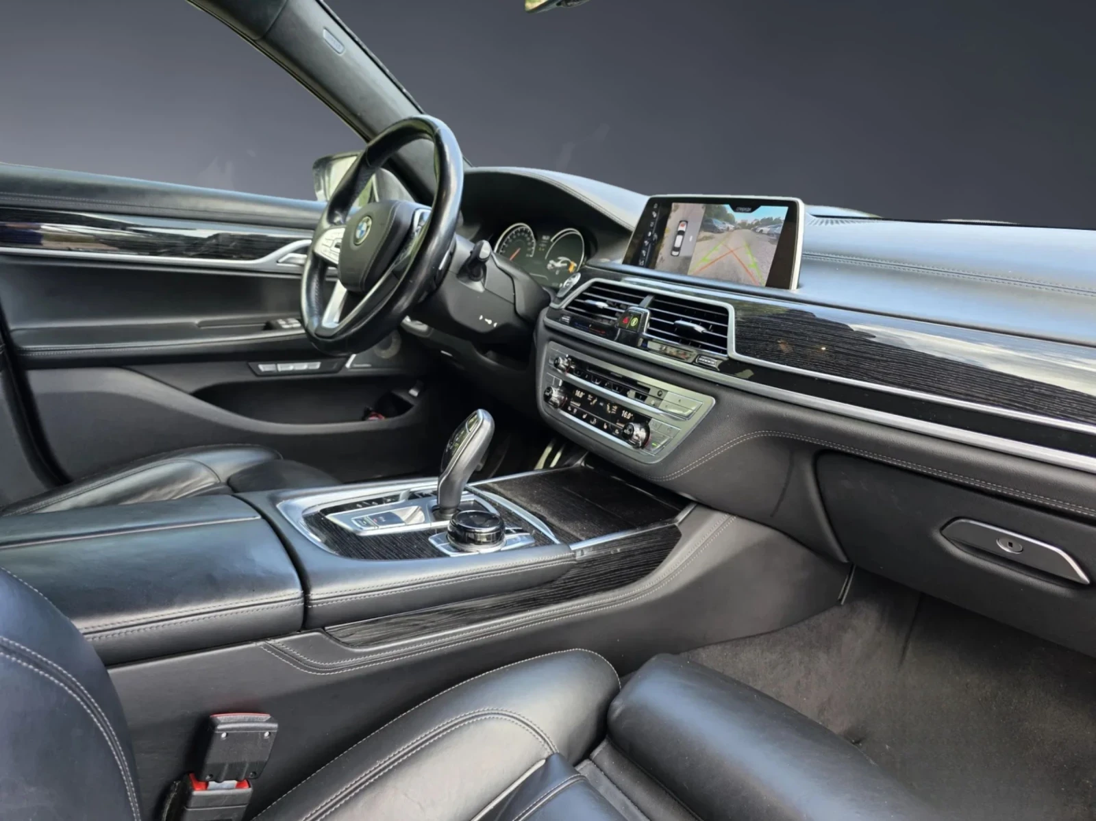 BMW 740   BMW 740d M Sport* B&W* 360* 3xTV | Mobile.bg   11