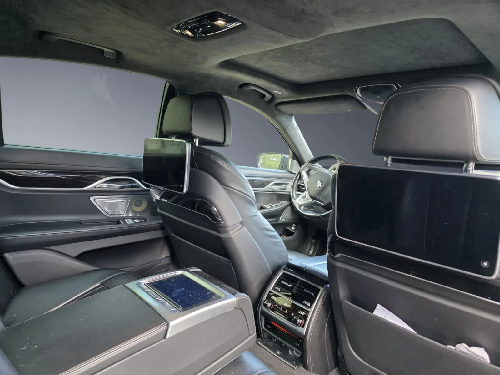 BMW 740 ОЧАКВАН ВНОС BMW 740d M Sport* B&W* 360* 3xTV - изображение 8