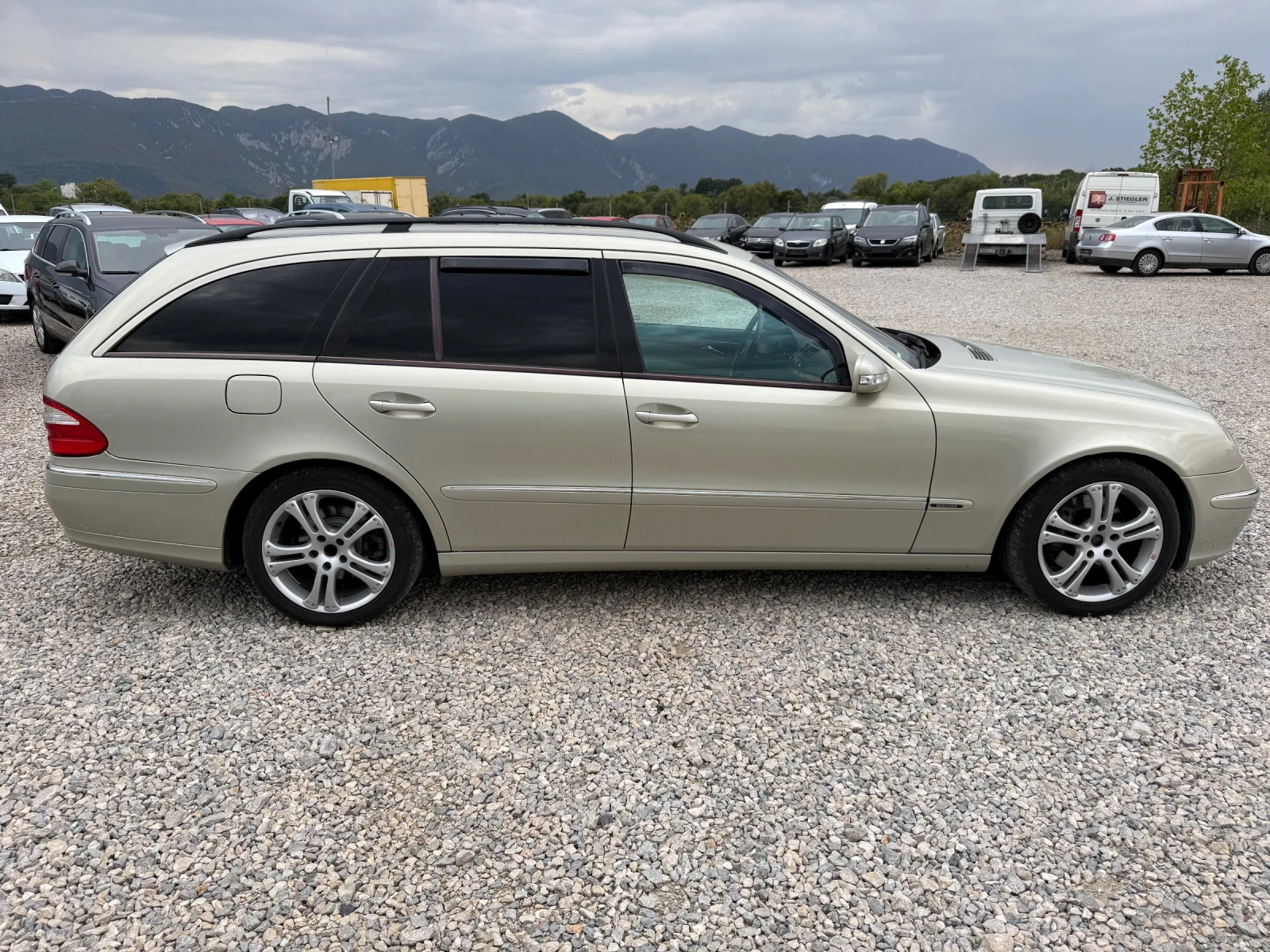 Mercedes-Benz E 320 3.2CDI-204PS-АВТОМАТ-FULL - изображение 4