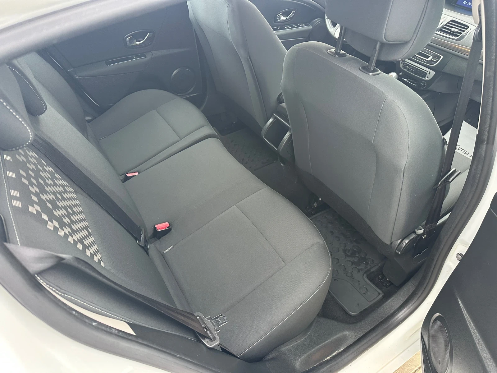 Renault Megane 1.3i Led ���������� 6 ��������  | Mobile.bg � ����������� 13