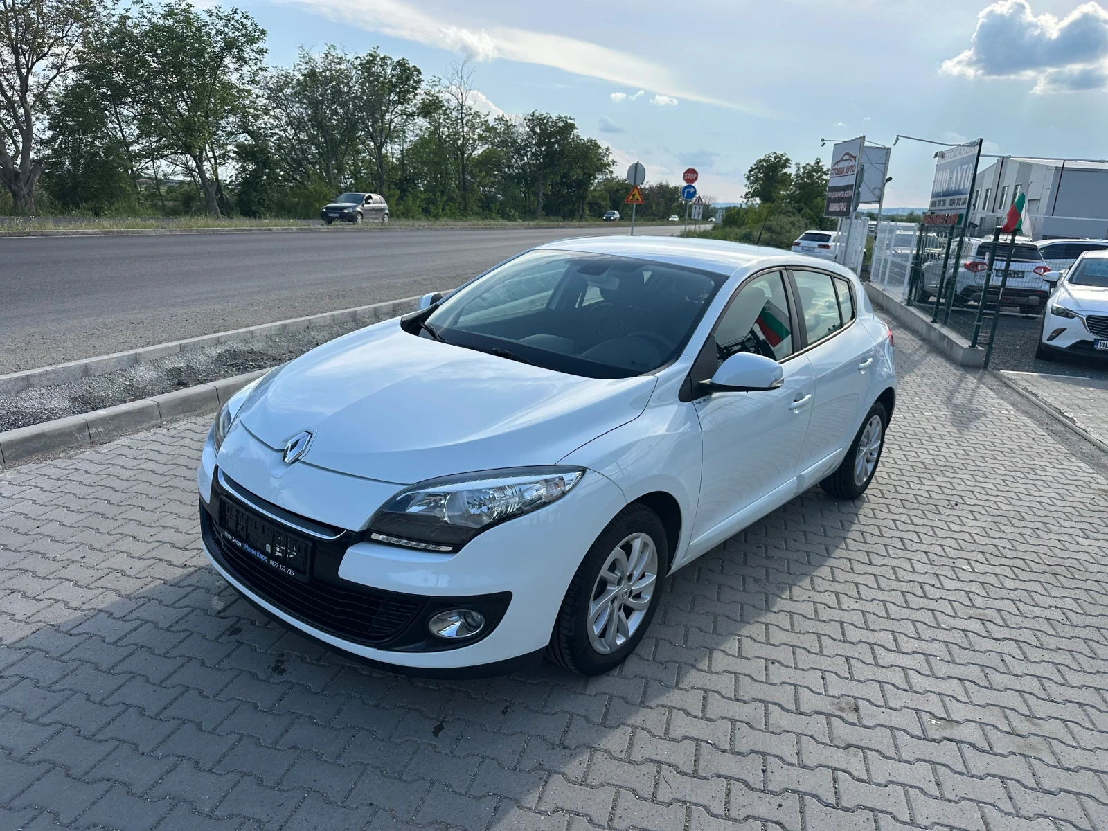 Renault Megane 1.3i Led Парктроник 6 скорости 