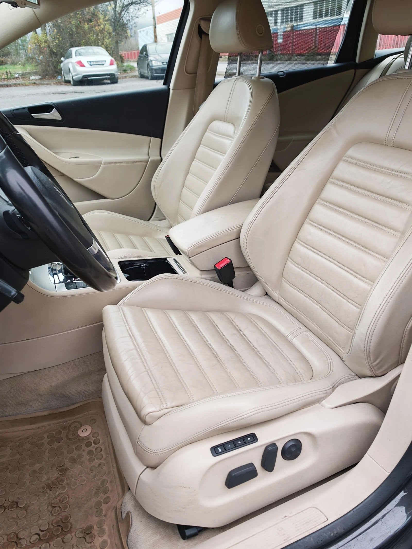 VW Passat, снимка 9 - Автомобили и джипове - 54035271