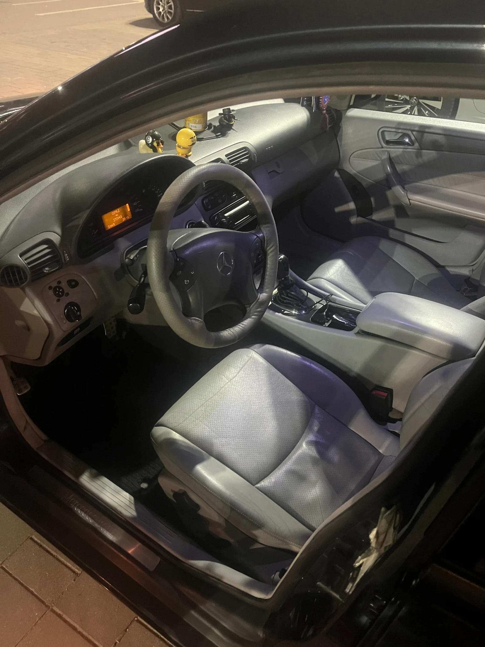 Mercedes-Benz C 270 S203, снимка 9 - Автомобили и джипове - 53830559