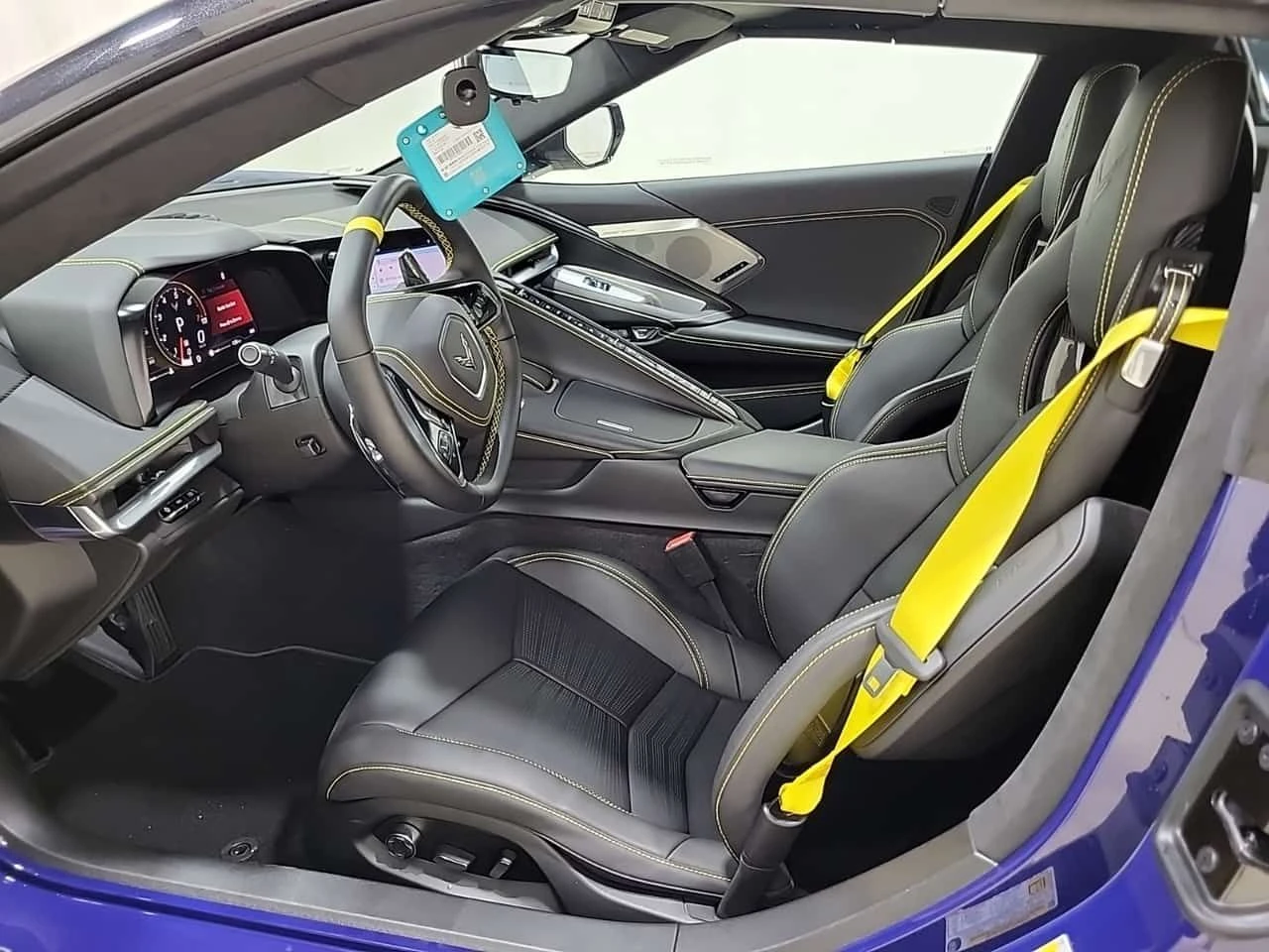 Chevrolet Corvette  3LT 6.2 V8| HUD Carbon Flash �������| CARFAX | Mobile.bg � ����������� 6