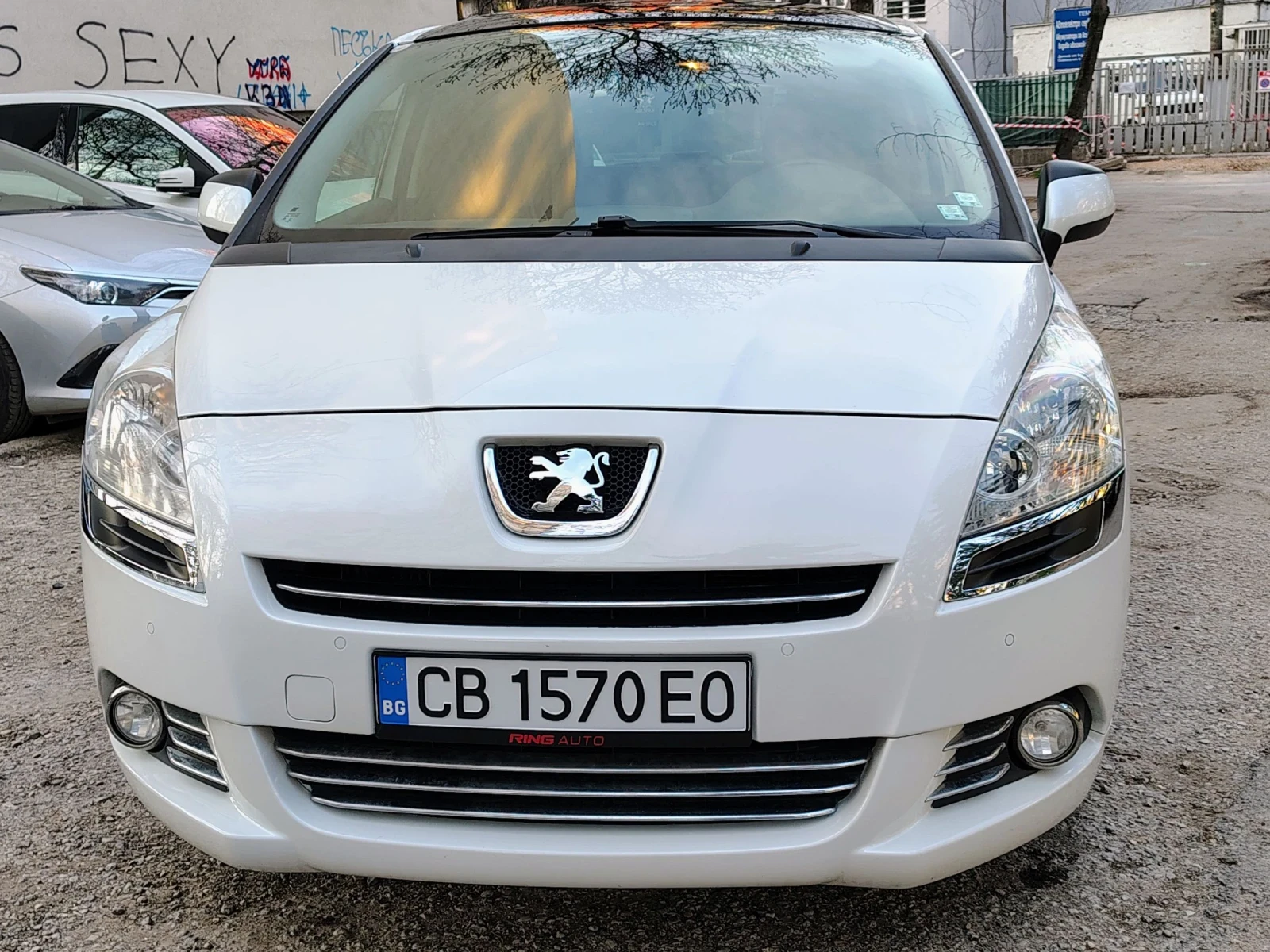 Peugeot 5008 1.6HDi 114к.с., снимка 2 - Автомобили и джипове - 54121468