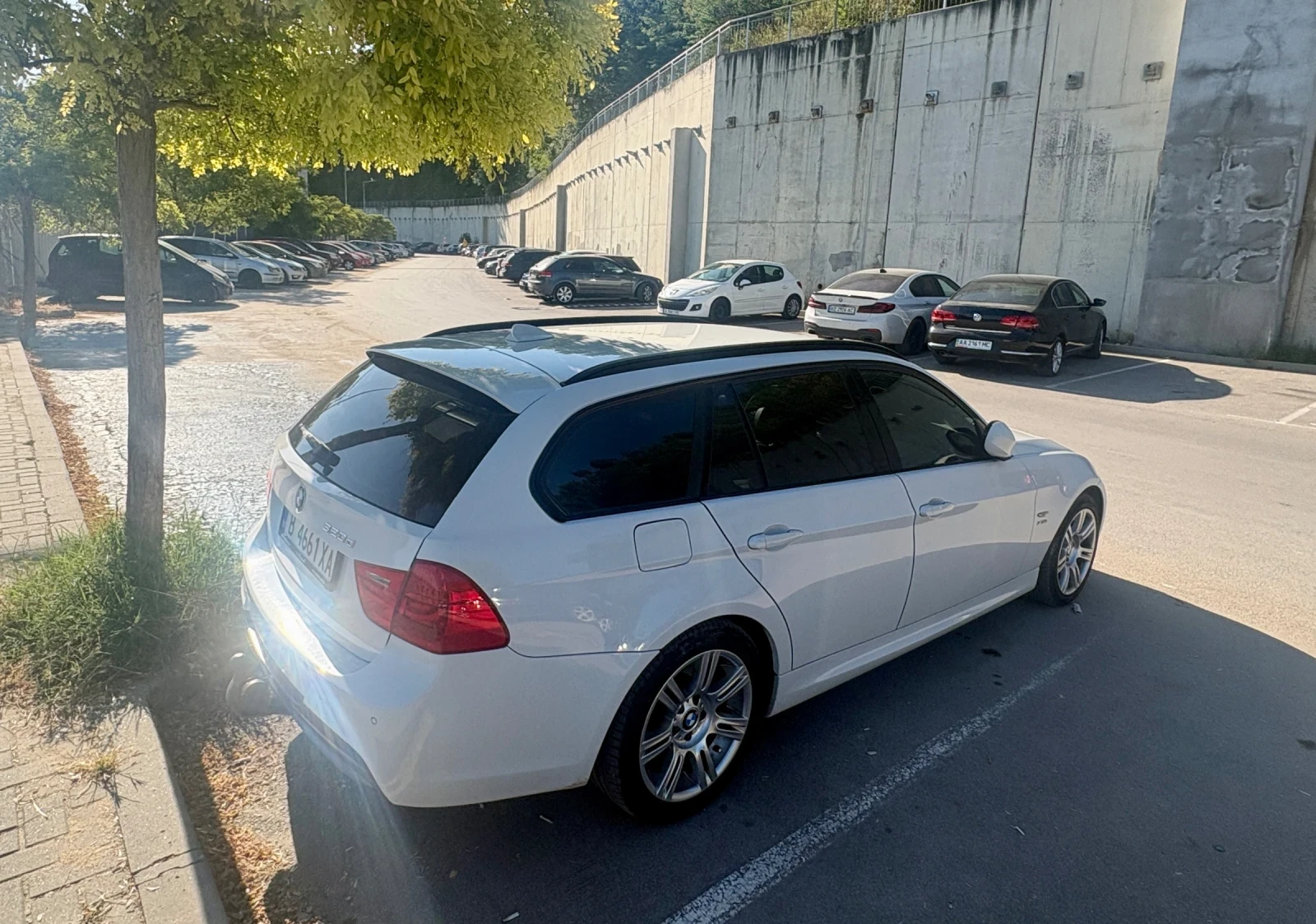 BMW 320 xDrive , снимка 3 - Автомобили и джипове - 55495540