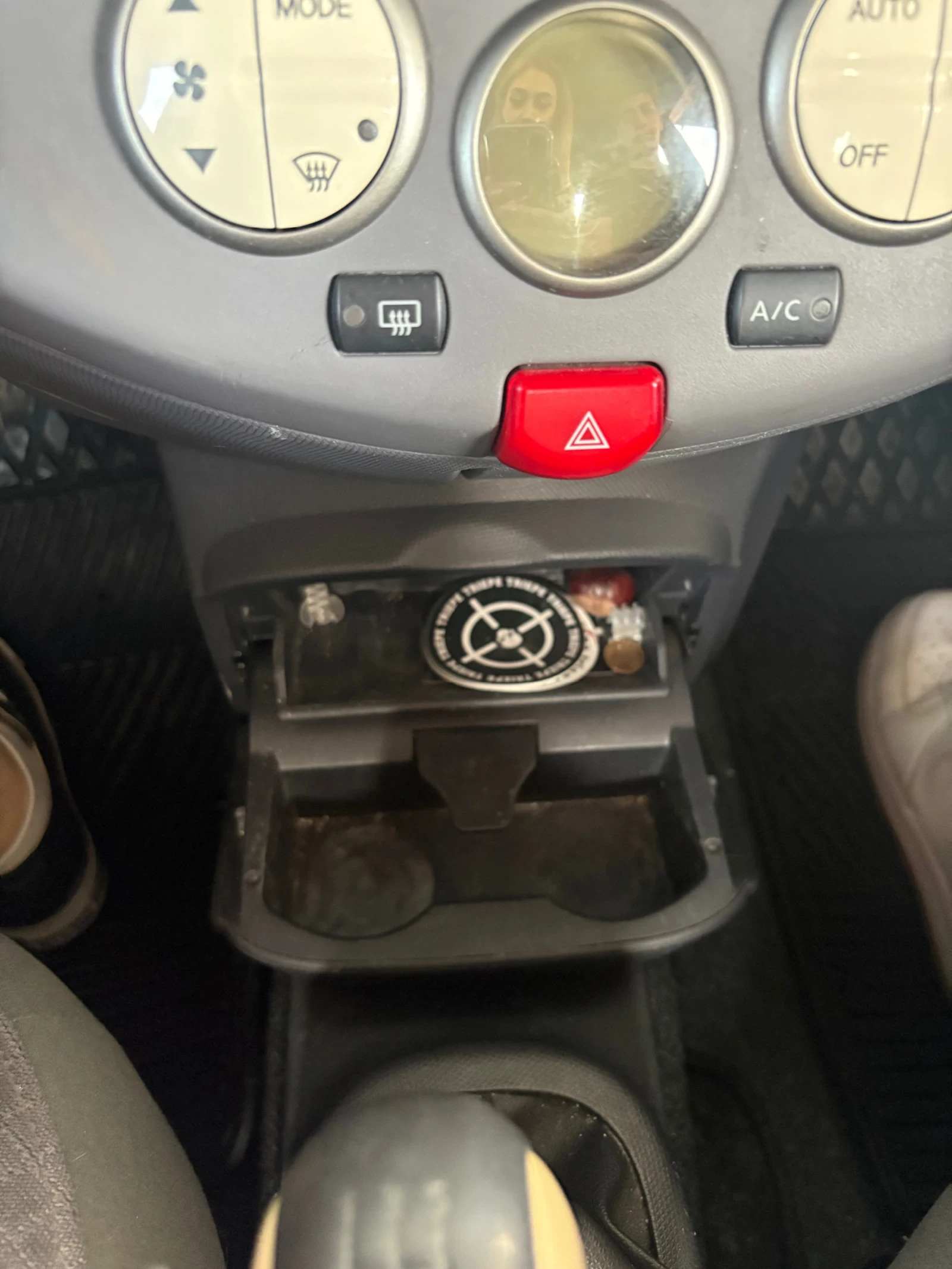 Nissan Micra, снимка 15 - Автомобили и джипове - 54230189