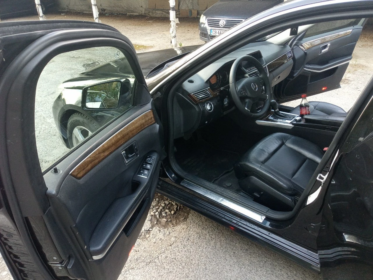 Mercedes-Benz E 200, снимка 11 - Автомобили и джипове - 54296520