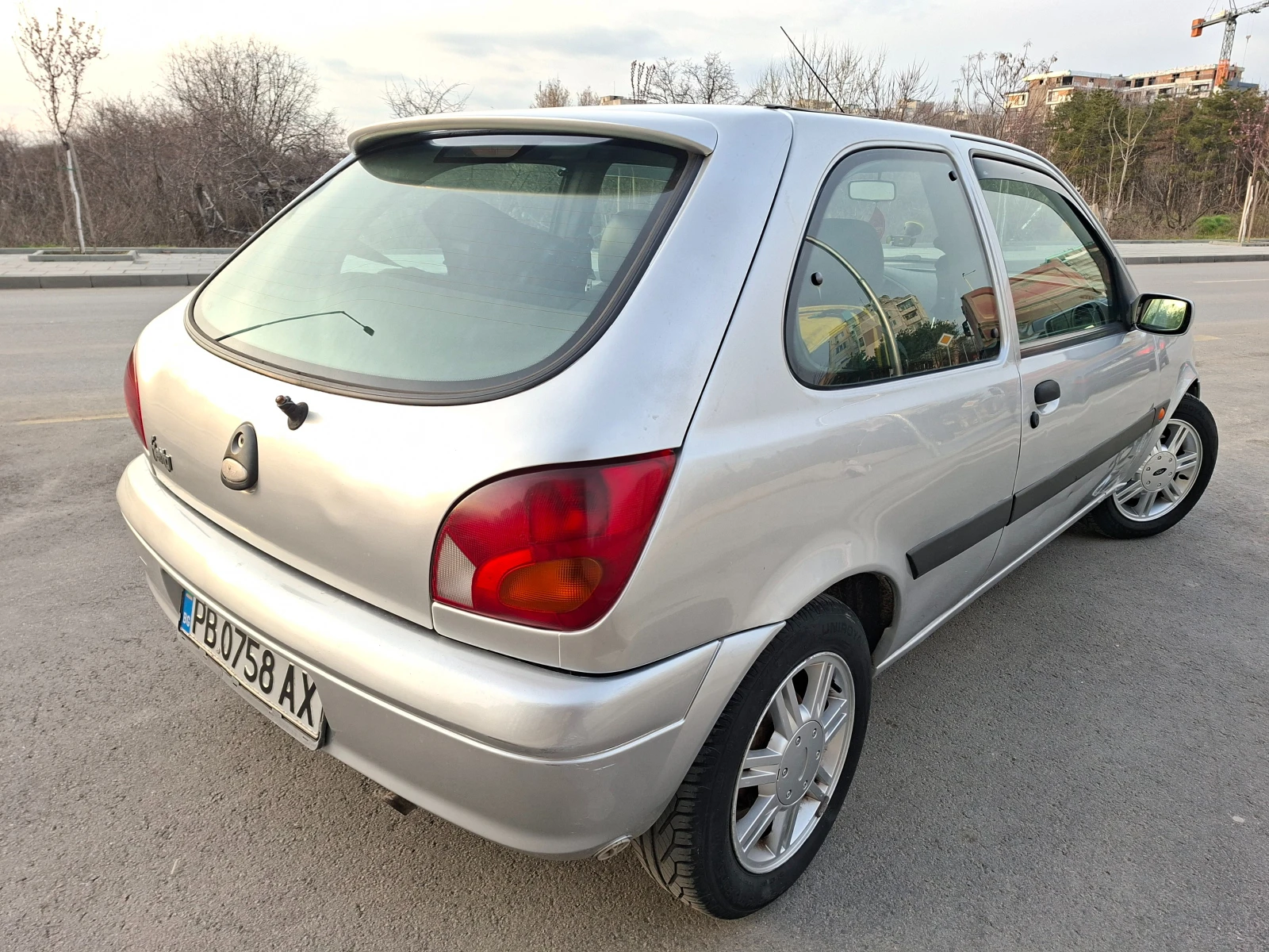Ford Fiesta 1.3 Газ Клима, снимка 5 - Автомобили и джипове - 54357157