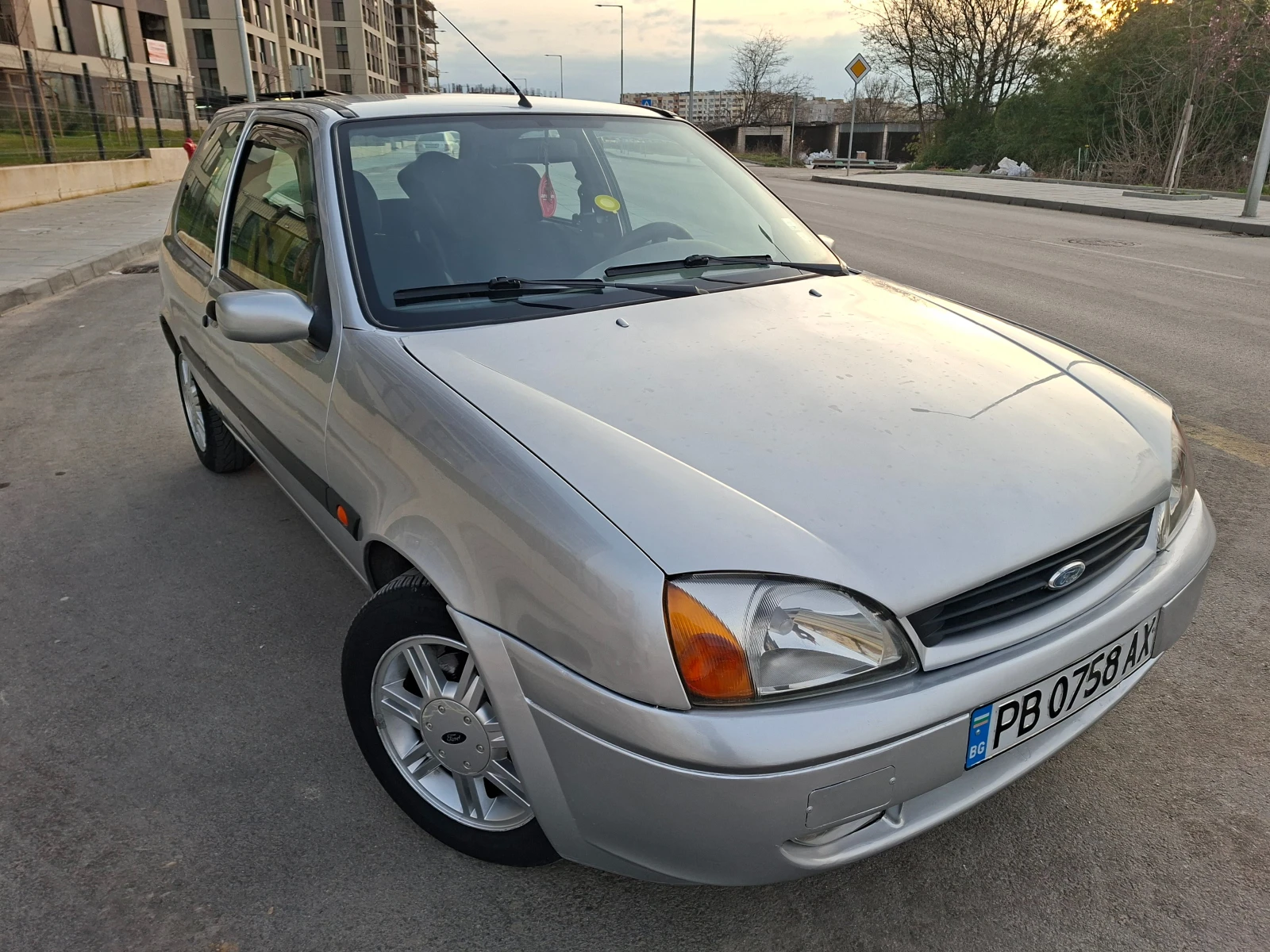 Ford Fiesta 1.3 Газ Клима, снимка 2 - Автомобили и джипове - 54357157