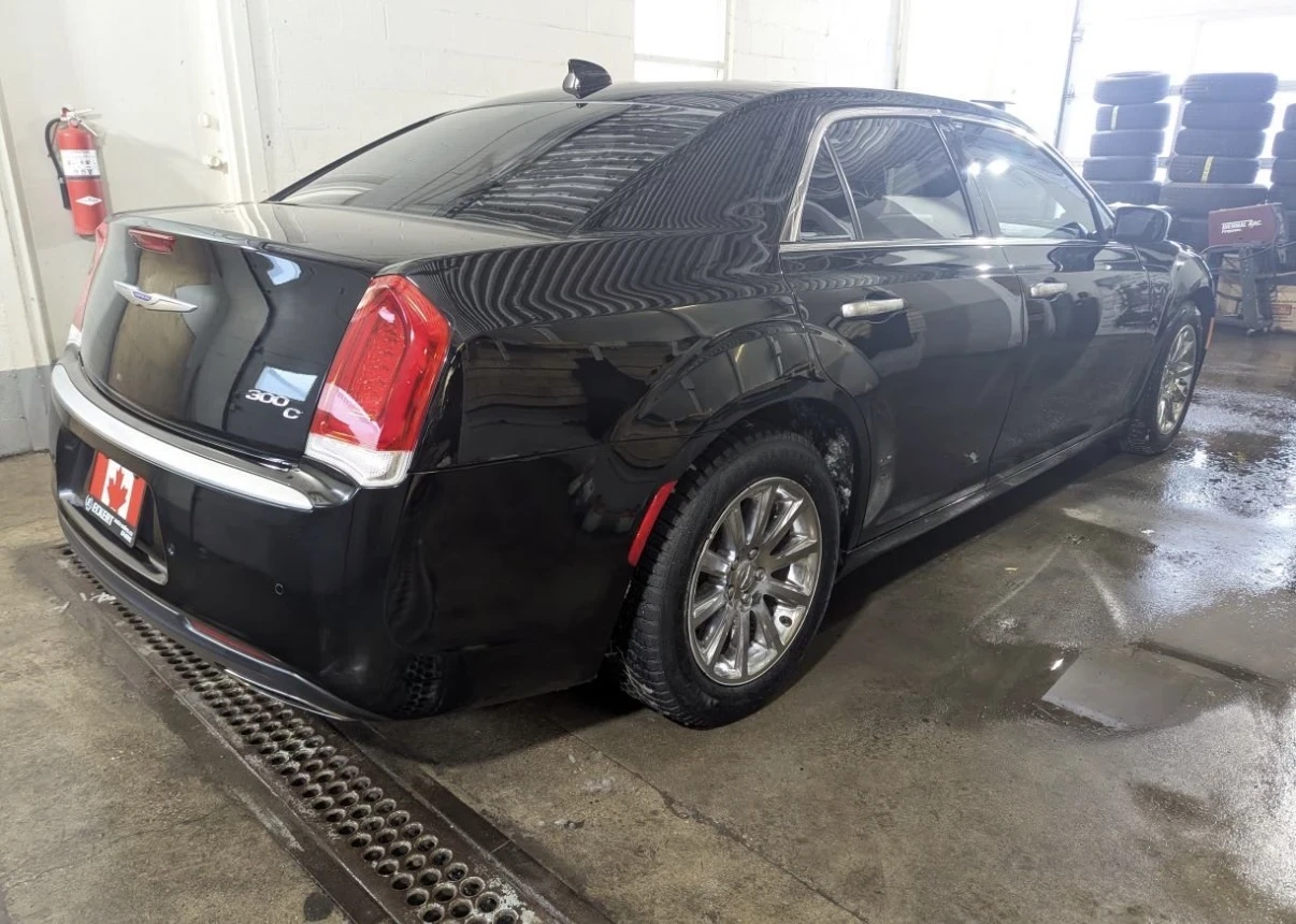 Chrysler 300c PLATINUM EDITION * 5.7 HEMI * ОБДУХВАНЕ * КАМЕРА *, снимка 3 - Автомобили и джипове - 54487115