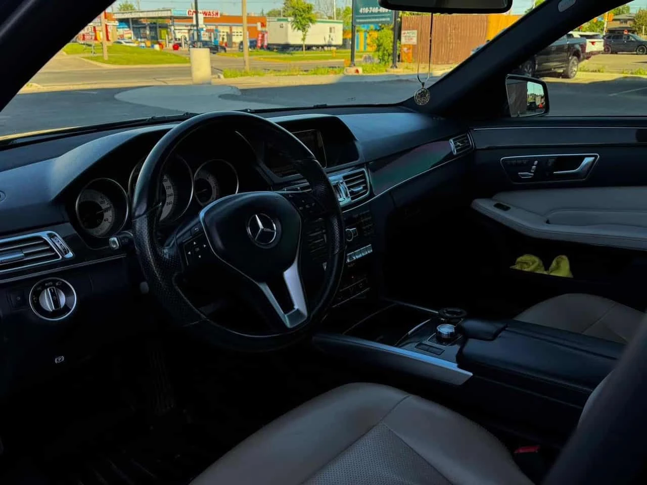 Mercedes-Benz E 250 BlueTEC/ПОДГРЕВИ/ШИБИДАХ/АВТОФИНАНСИРАНЕ, снимка 11 - Автомобили и джипове - 54808202