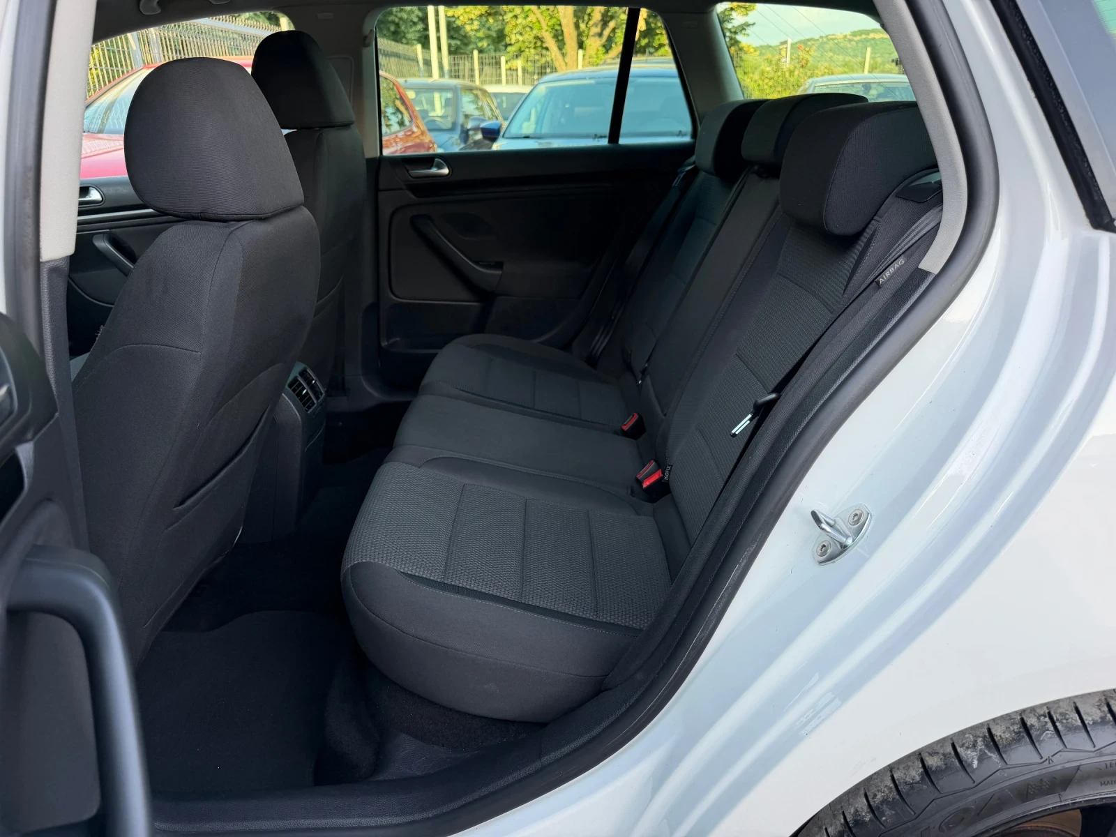 VW Golf 1.4TSi 122к.с * DSG* * Сервизна история* , снимка 15 - Автомобили и джипове - 55068261