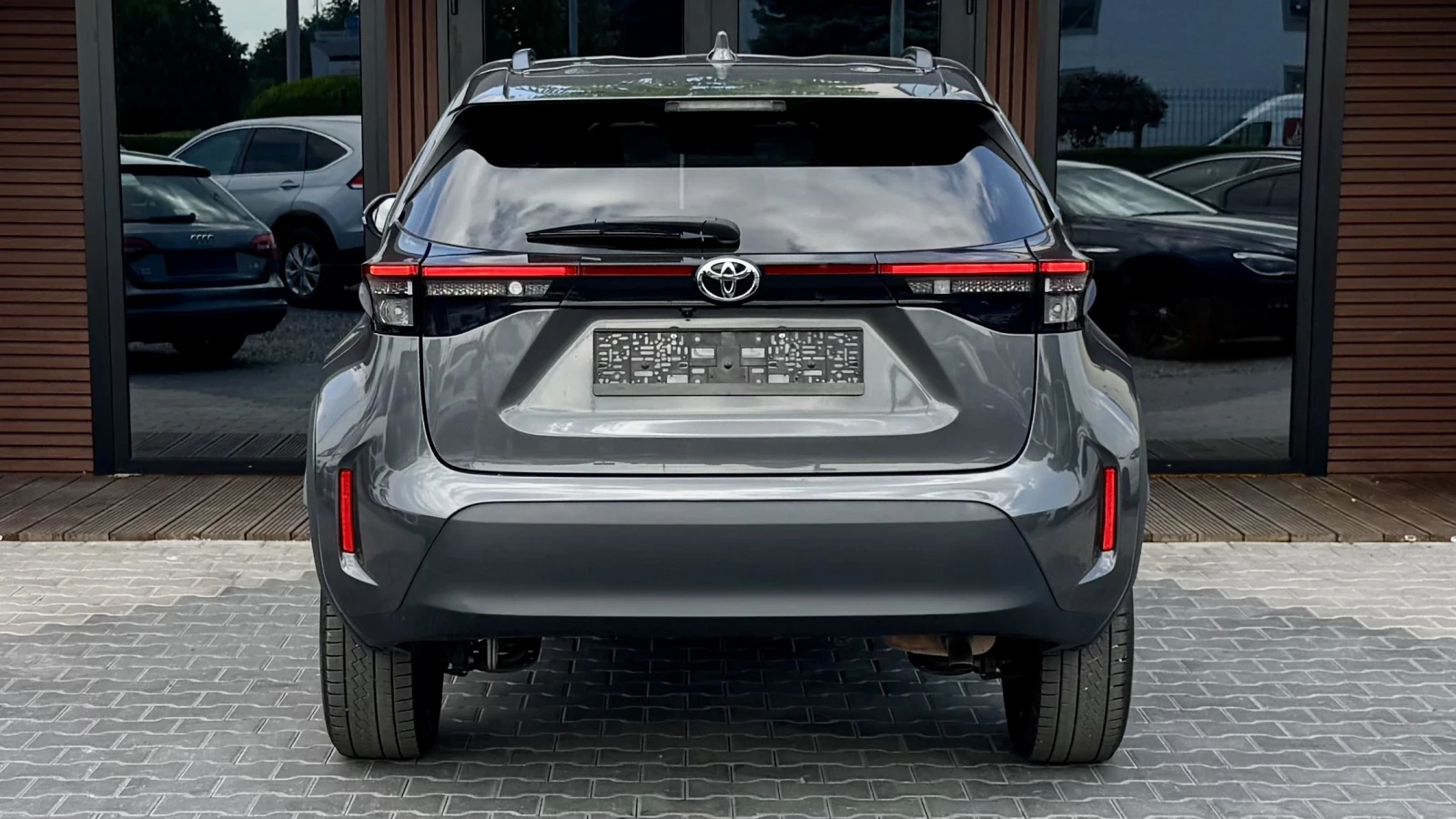 Toyota Yaris Cross HYBRID* NAVI* LED* KЕYLESS* KAMERA* Лизинг, снимка 5 - Автомобили и джипове - 55089005