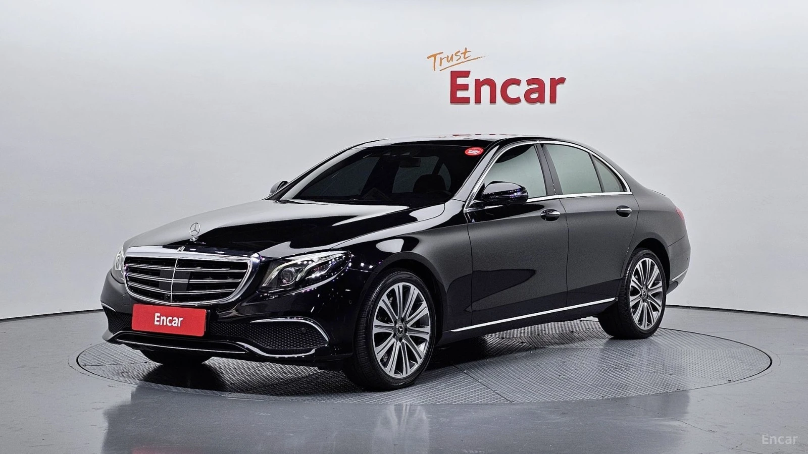 Mercedes-Benz E 400 4MATIC EXCLUSIVE* HUD* КОЖА* ОБДУХВ* АВТОКРЕДИТ