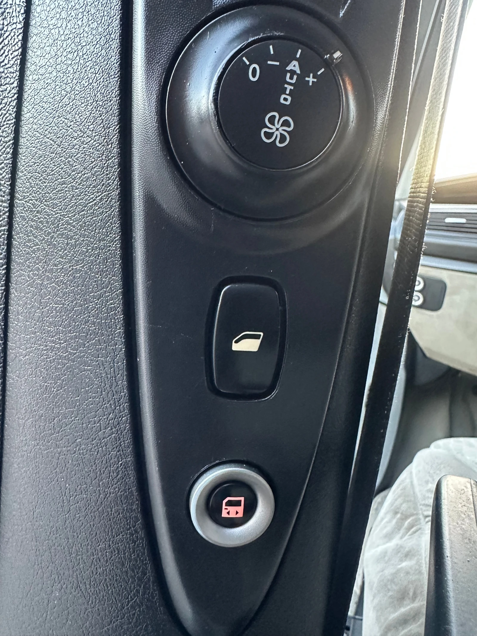 Peugeot 807 2, 22HDI 170kc AUTOMAT, снимка 13 - Автомобили и джипове - 55989269