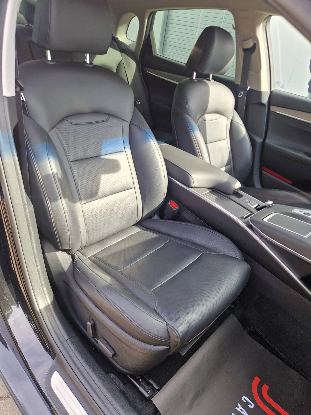 Hyundai Grandeur Lpg, снимка 11 - Автомобили и джипове - 56221449