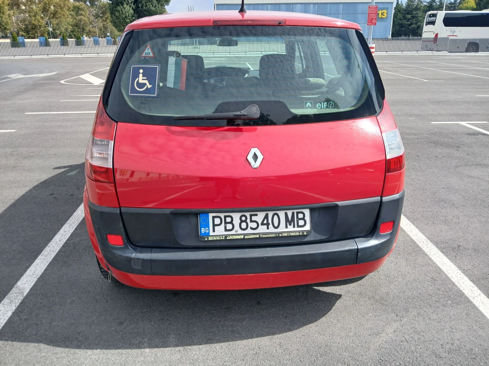 Renault Scenic Миниван, снимка 3 - Автомобили и джипове - 56225354
