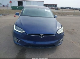 Tesla Model X 90D, снимка 12