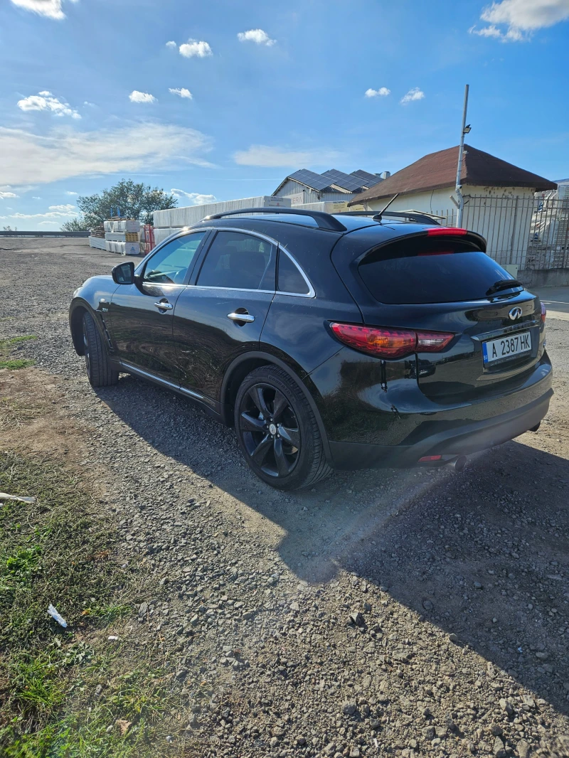 Infiniti QX70, снимка 2 - Автомобили и джипове - 48300290