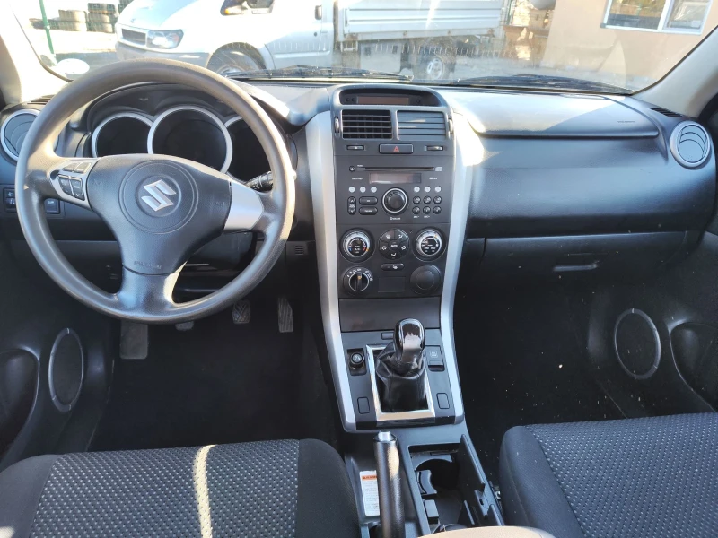 Suzuki Grand vitara 1.9 DDIS KLIMA , снимка 11 - Автомобили и джипове - 48390401