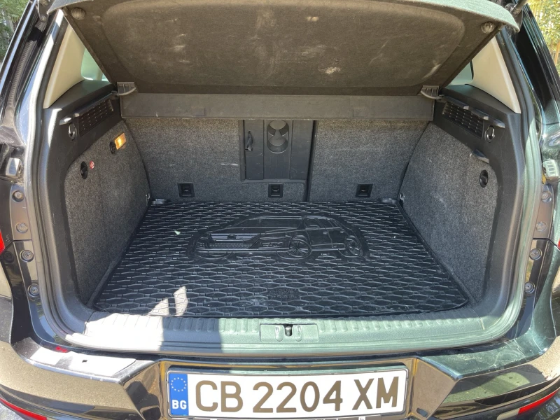 VW Tiguan R-Line 2.0 , снимка 10 - Автомобили и джипове - 52507920