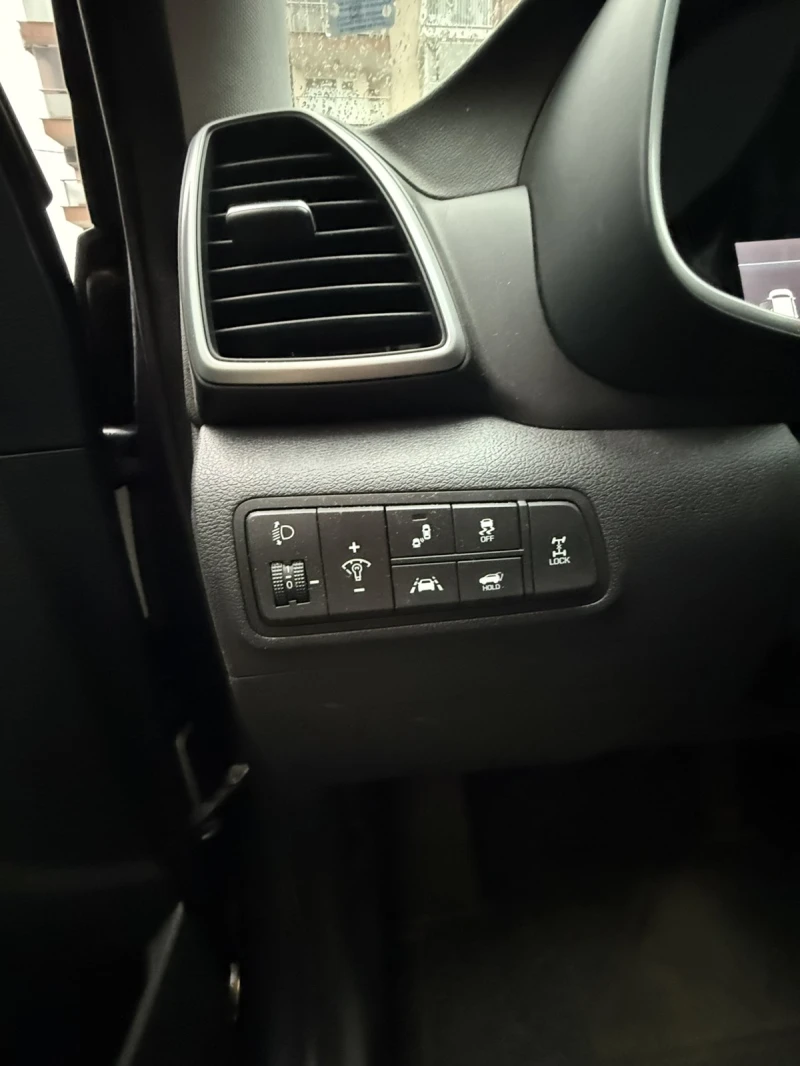 Hyundai Tucson, снимка 14 - Автомобили и джипове - 53065160
