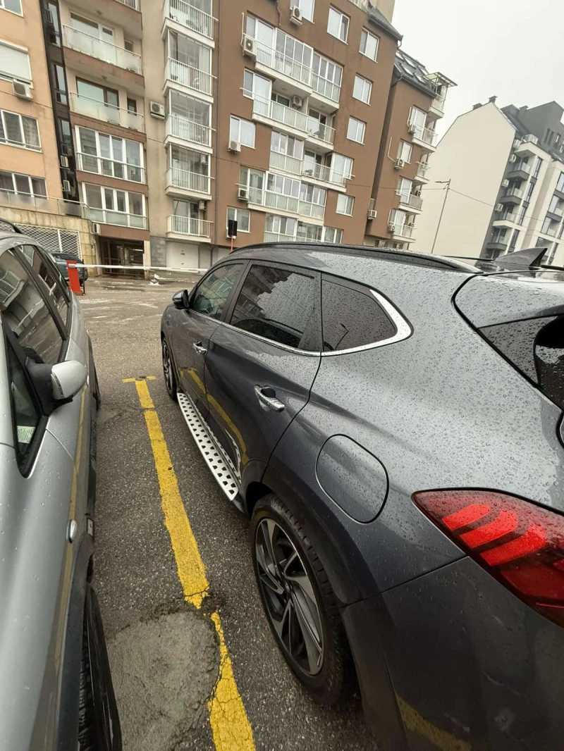 Hyundai Tucson, снимка 13 - Автомобили и джипове - 53065160