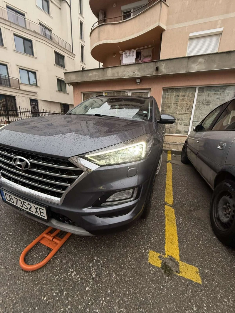 Hyundai Tucson, снимка 6 - Автомобили и джипове - 53065160